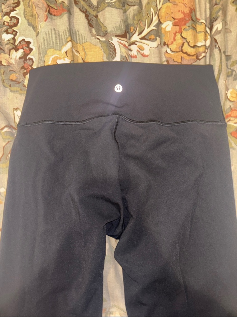 lululemon athletica Black Performance Leggings Size 8
